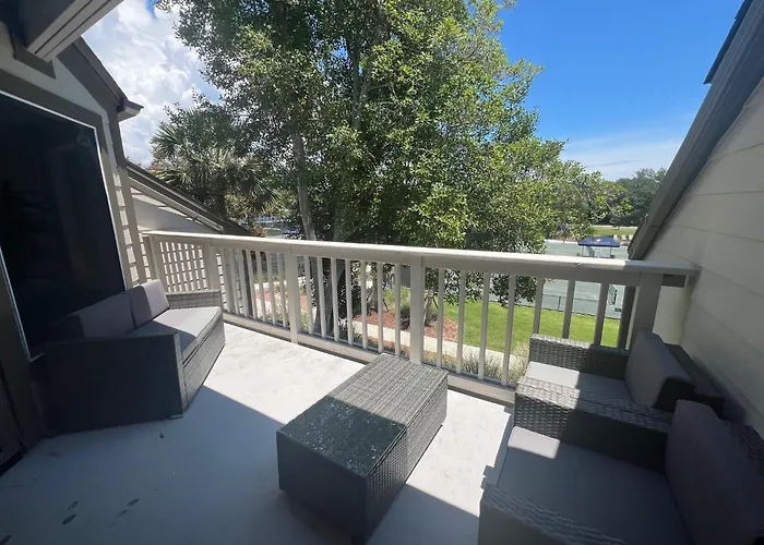 1622 Live Oak Park